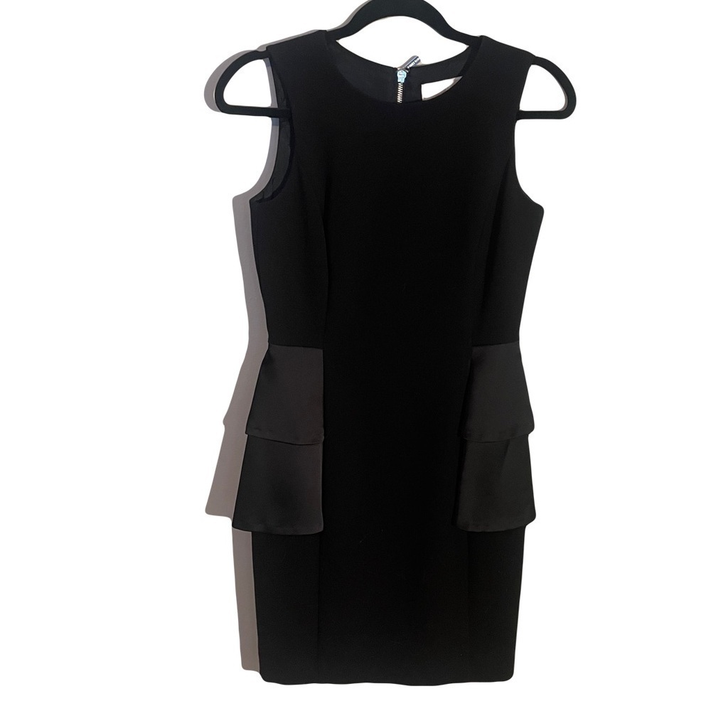Michael Kors black dress size 0 sleeveless side ruffles feel like satin